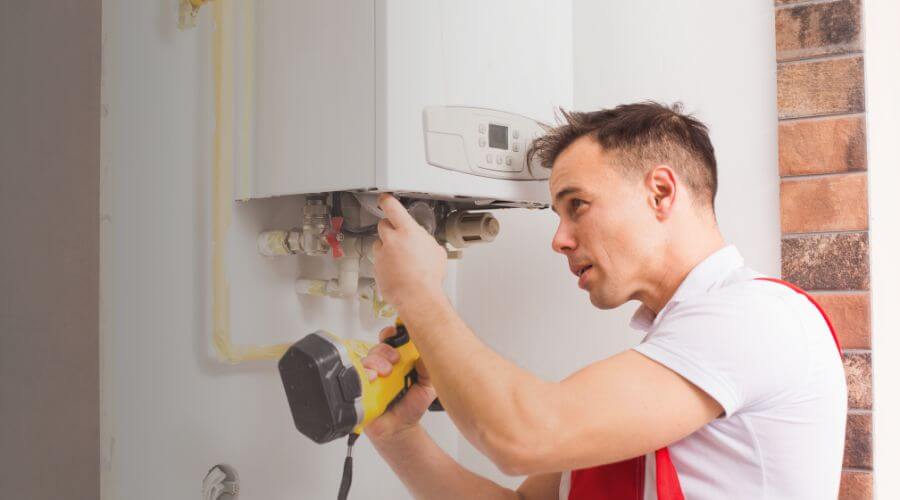 Expert burst pipe repair services in Tecumseh, MO